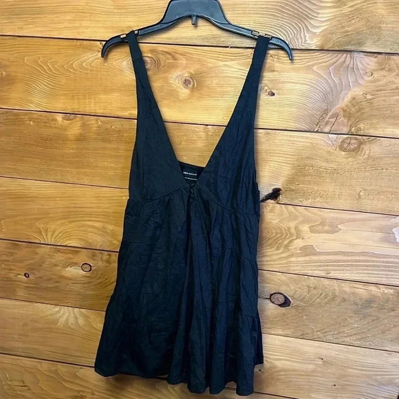 Urban Outfitters Tops - Urban Outfitters Black Sleeveless V-Neck Tank Top